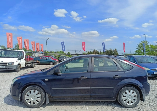 Ford Focus cena 4900 przebieg: 275000, rok produkcji 2006 z Warszawa małe 79